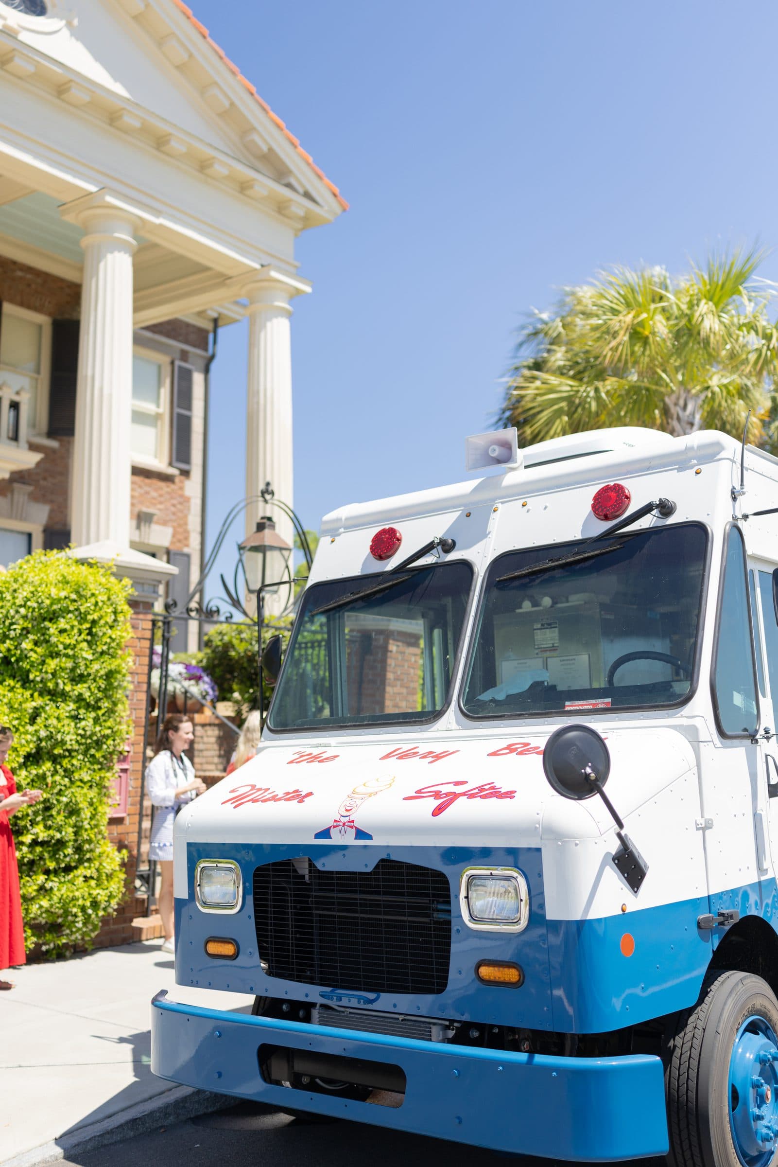 Ice Cream Truck for Real Estate Open Houses in Charleston, SC 1